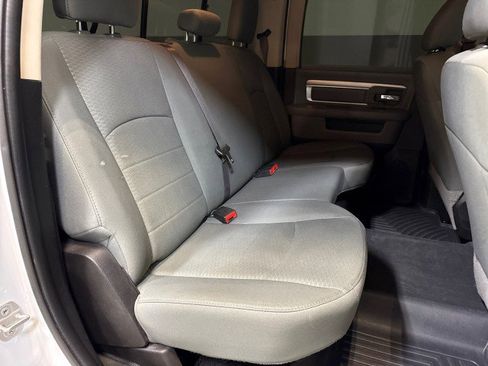 Used 2020 RAM 1500 Classic SLT image 62