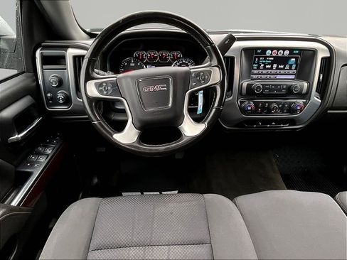 Used 2018 GMC Sierra 1500 SLE w/ SLE Value Package AWD/4WD image 9