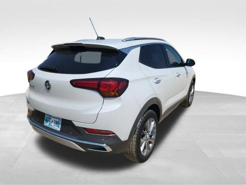 Used 2022 Buick Encore GX Essence w/ Advanced Technology Package AWD/4WD image 3
