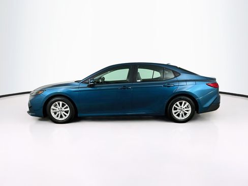 Used 2026 Toyota Camry LE FWD image 4