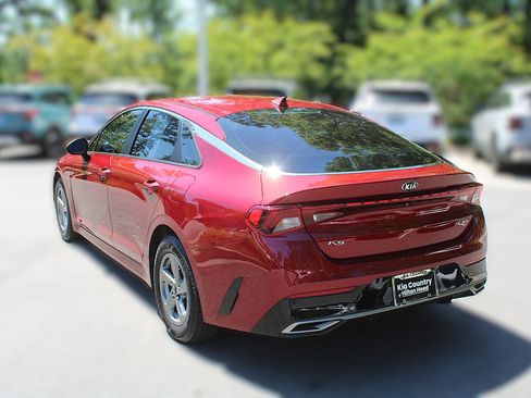 Used 2021 Kia K5 LXS FWD image 7