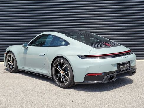 Used 2026 Porsche 911 Carrera T RWD image 3