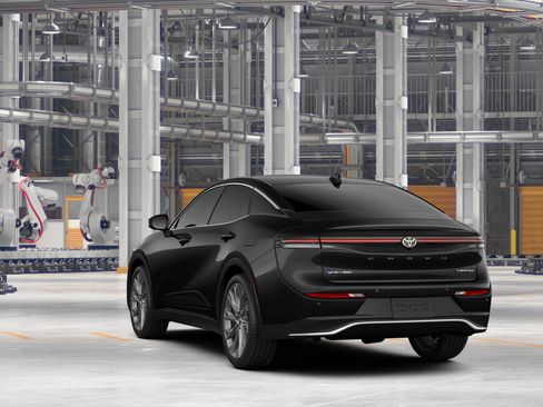 New 2026 Toyota Crown AWD/4WD image 9