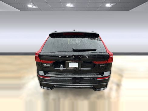 New 2024 Volvo XC60 B5 Core w/ Protection Package Premier image 8