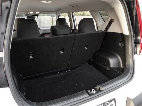 Used 2022 Kia Soul LX w/ Technology Package image 46