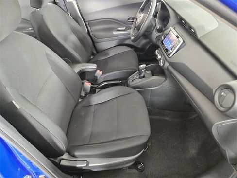 Used 2023 Nissan Kicks S image 19