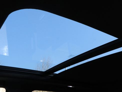 Certified 2024 GMC Yukon Denali Ultimate image 20