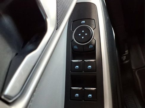 Certified 2023 Ford Explorer XLT w/ Equipment Group 202A AWD/4WD image 17