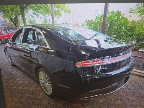 Used 2017 Lincoln MKZ Reserve w/ Technology Package AWD/4WD image 2