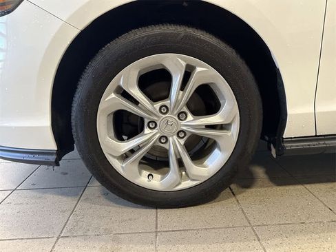 Used 2023 Honda Accord LX image 10