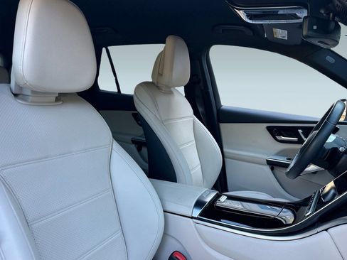 Certified 2025 Mercedes-Benz GLC 350e 4MATIC image 31