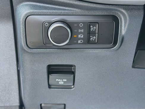 Used 2024 Ford Bronco Black Diamond AWD/4WD image 34