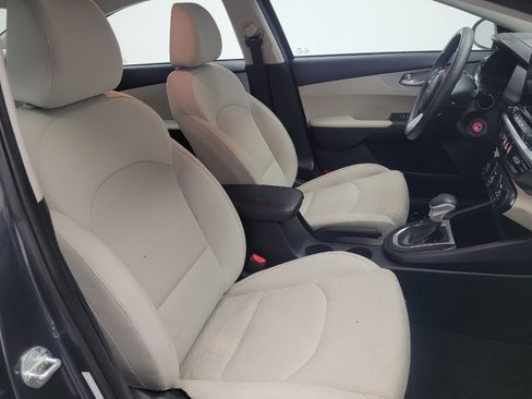 Used 2023 Kia Forte LXS w/ LXS Technology Package image 21