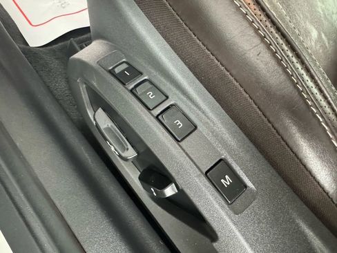 Used 2013 Volvo C70 T5 image 28