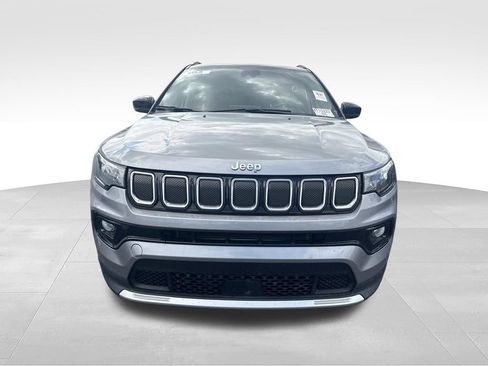 Used 2022 Jeep Compass Limited w/ Sun and Sound Group AWD/4WD image 8