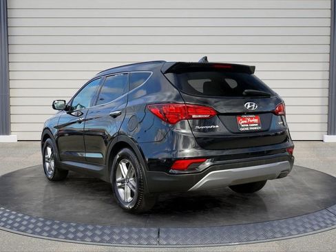 Used 2017 Hyundai Santa Fe Sport w/ 2.4L Value Package 06 FWD image 5