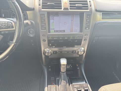 Used 2020 Lexus GX 460 Premium w/ Premium Package AWD/4WD image 30