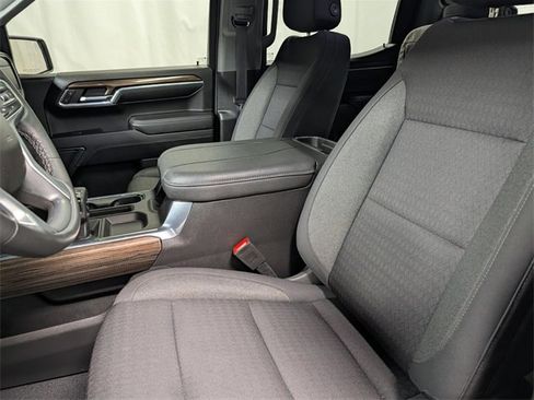 Used 2023 Chevrolet Silverado 1500 RST image 11