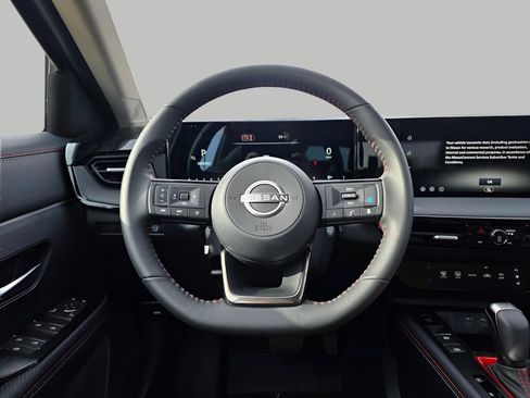 New 2026 Nissan Kicks SR FWD image 17