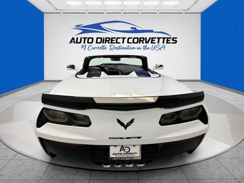 Used 2018 Chevrolet Corvette Z06 w/ Z07 Performance Package RWD image 12