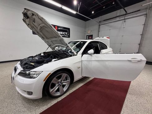 Used 2009 BMW 335i xDrive Coupe AWD/4WD image 42