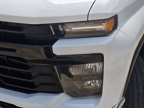 Used 2024 Chevrolet Silverado 2500 W/T w/ WT Convenience Package AWD/4WD image 11