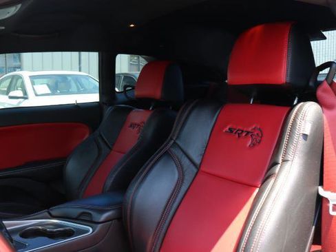 Used 2020 Dodge Challenger SRT Hellcat RWD image 7