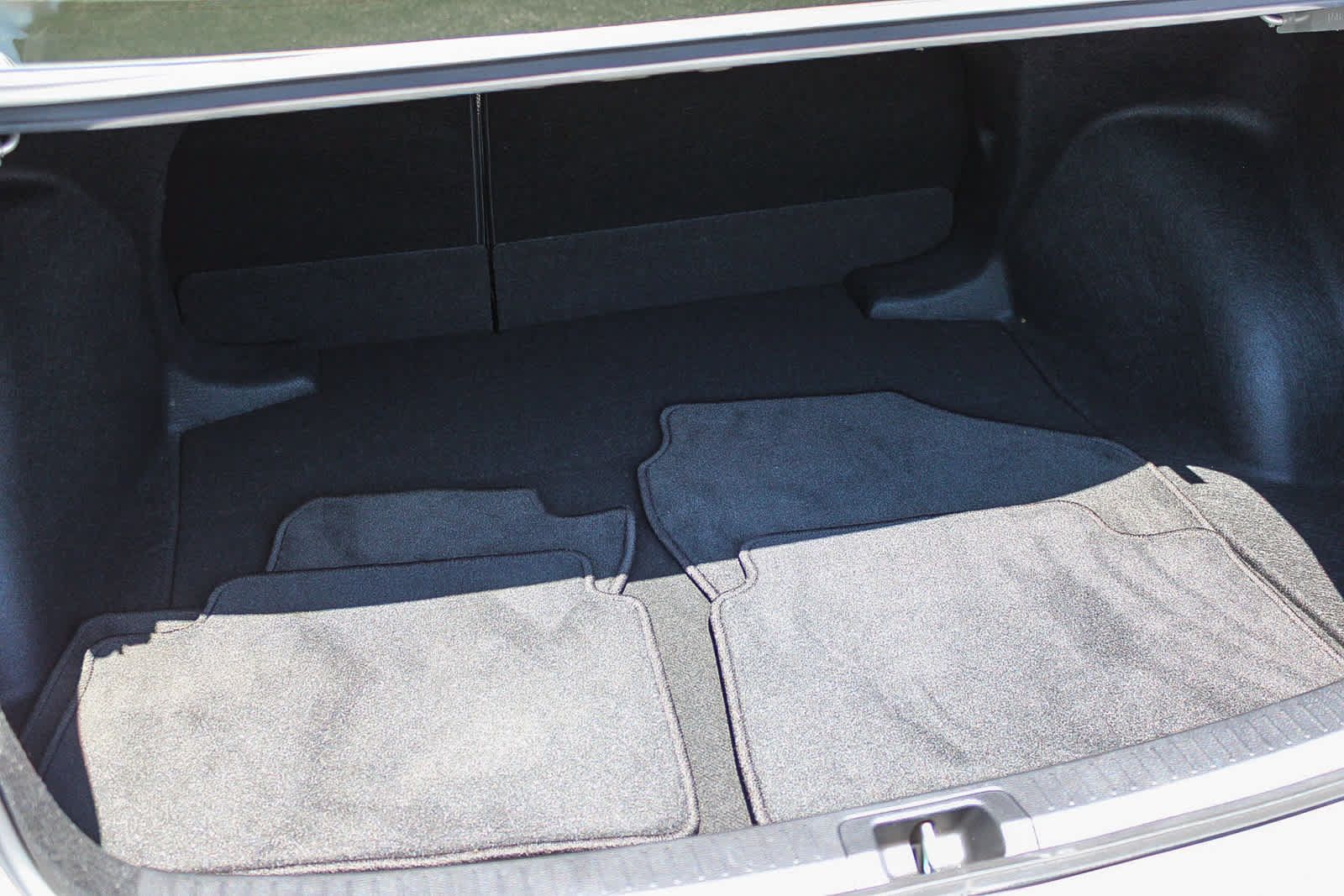 Used 2026 Toyota Corolla SE FWD image 25