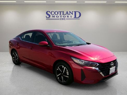 Used 2024 Nissan Sentra SV FWD image 4
