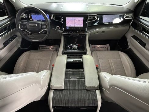 Used 2022 Jeep Wagoneer Series II w/ Premium Group I image 35