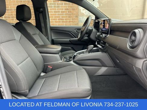 Used 2023 Chevrolet Colorado Trail Boss w/ Advanced Trailering Package image 27