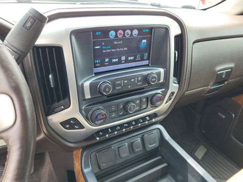 Used 2018 GMC Sierra 3500 SLT w/ Duramax Plus Package image 20