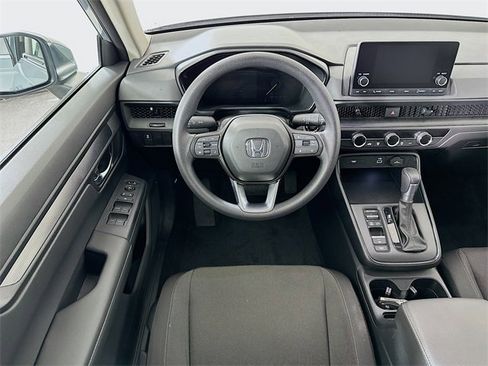 Certified 2025 Honda CR-V LX image 3