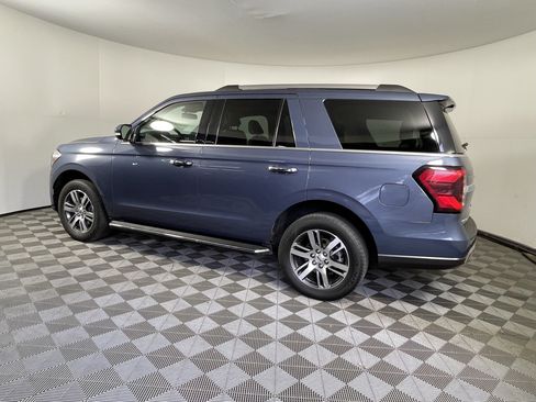 Used 2023 Ford Expedition Limited AWD/4WD image 2