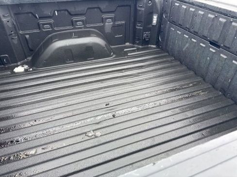 Used 2024 GMC Sierra 1500 AT4 w/ AT4 Premium Package image 5