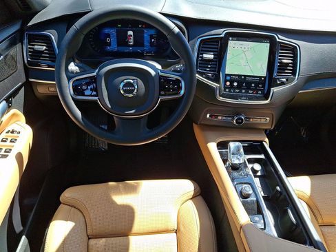 Certified 2024 Volvo XC90 T8 Ultimate w/ Protection Package Premier AWD/4WD image 13