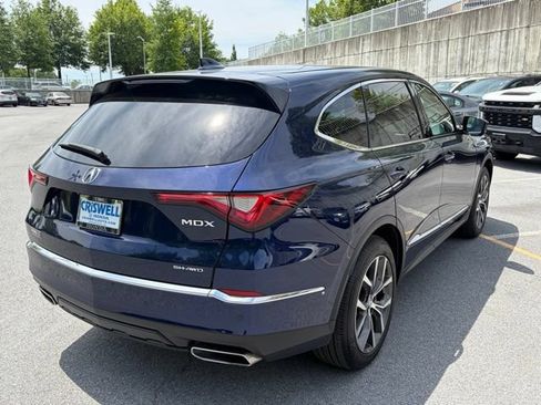 Used 2024 Acura MDX SH-AWD w/ Technology Package image 8