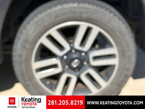 Used 2021 Toyota 4Runner Limited AWD/4WD image 20