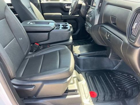 Used 2025 Chevrolet Silverado 2500 W/T AWD/4WD image 25
