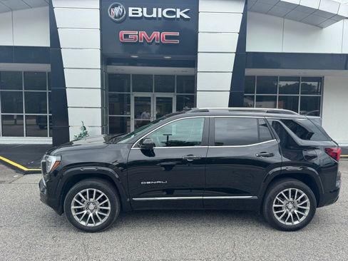 Used 2026 GMC Terrain Denali AWD/4WD image 4