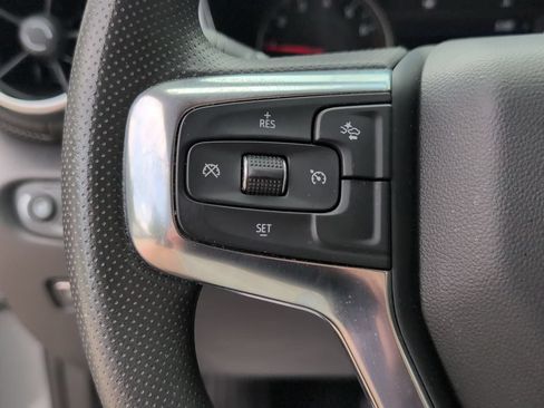 Used 2025 Chevrolet Blazer LT FWD image 20