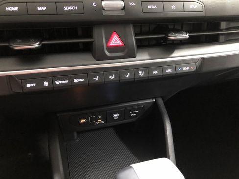 New 2025 Kia K4 LX image 29