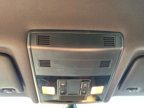 Used 2019 Volkswagen Jetta GLI image 23