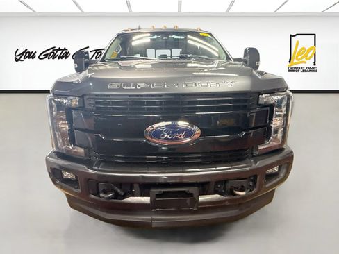 Used 2019 Ford F250 Lariat AWD/4WD image 2