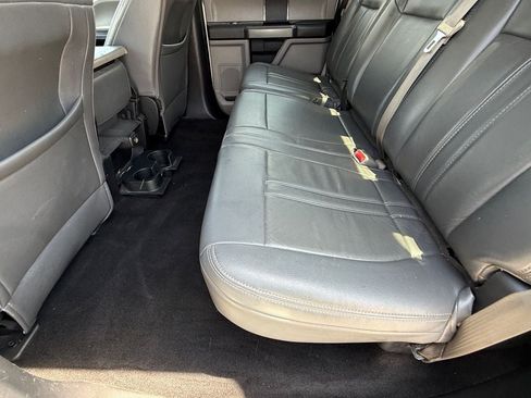 Used 2015 Ford F150 XLT w/ Equipment Group 301A Mid AWD/4WD image 13