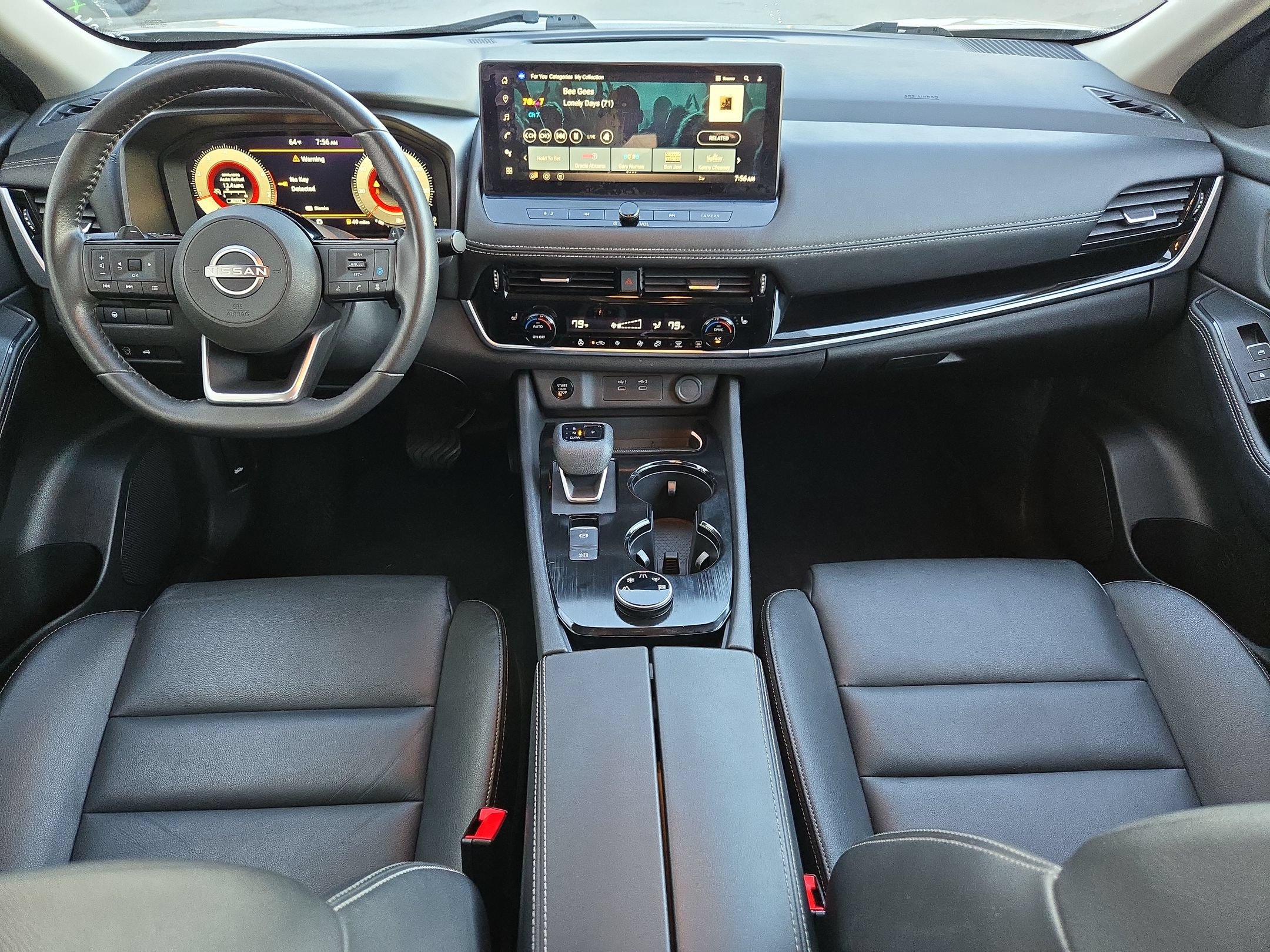Used 2024 Nissan Rogue SL AWD/4WD image 10