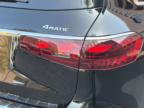 New 2026 Mercedes-Benz GLS 450 4MATIC image 28