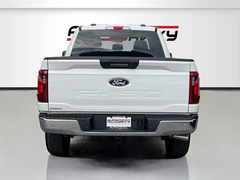 Used 2024 Ford F150 XLT w/ Tow/Haul Package image 6