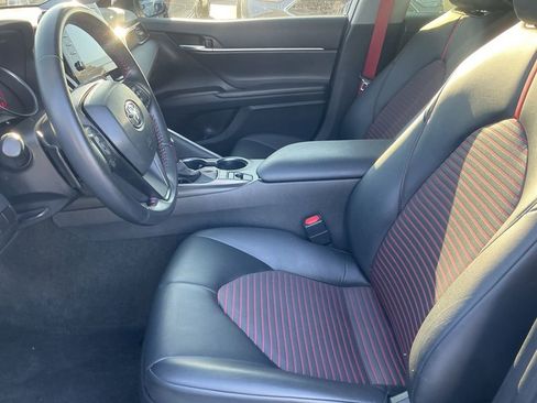 Used 2023 Toyota Camry XSE image 9