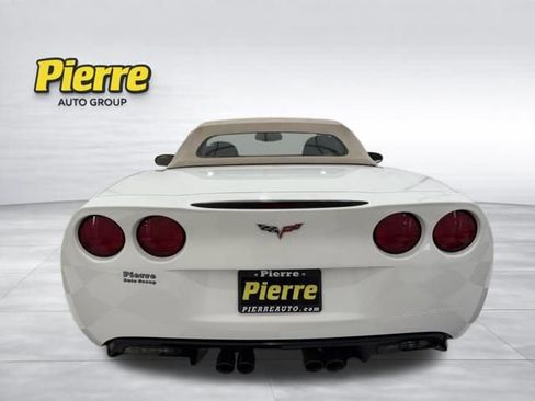 Used 2006 Chevrolet Corvette Base w/ Preferred Equipment Group image 4